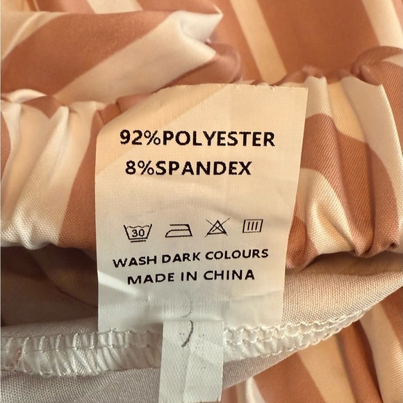 Women’s Flowy Palazzo Pants Sz M Tan And White Geometric Pattern With Pockets - Picture 4 of 12